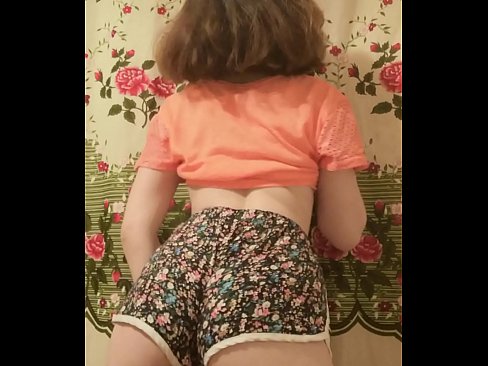 ❤️ Sexy mladá kočka svléká šortky před kamerou. ️ Anal video u cs.nudexxx.ru ﹏